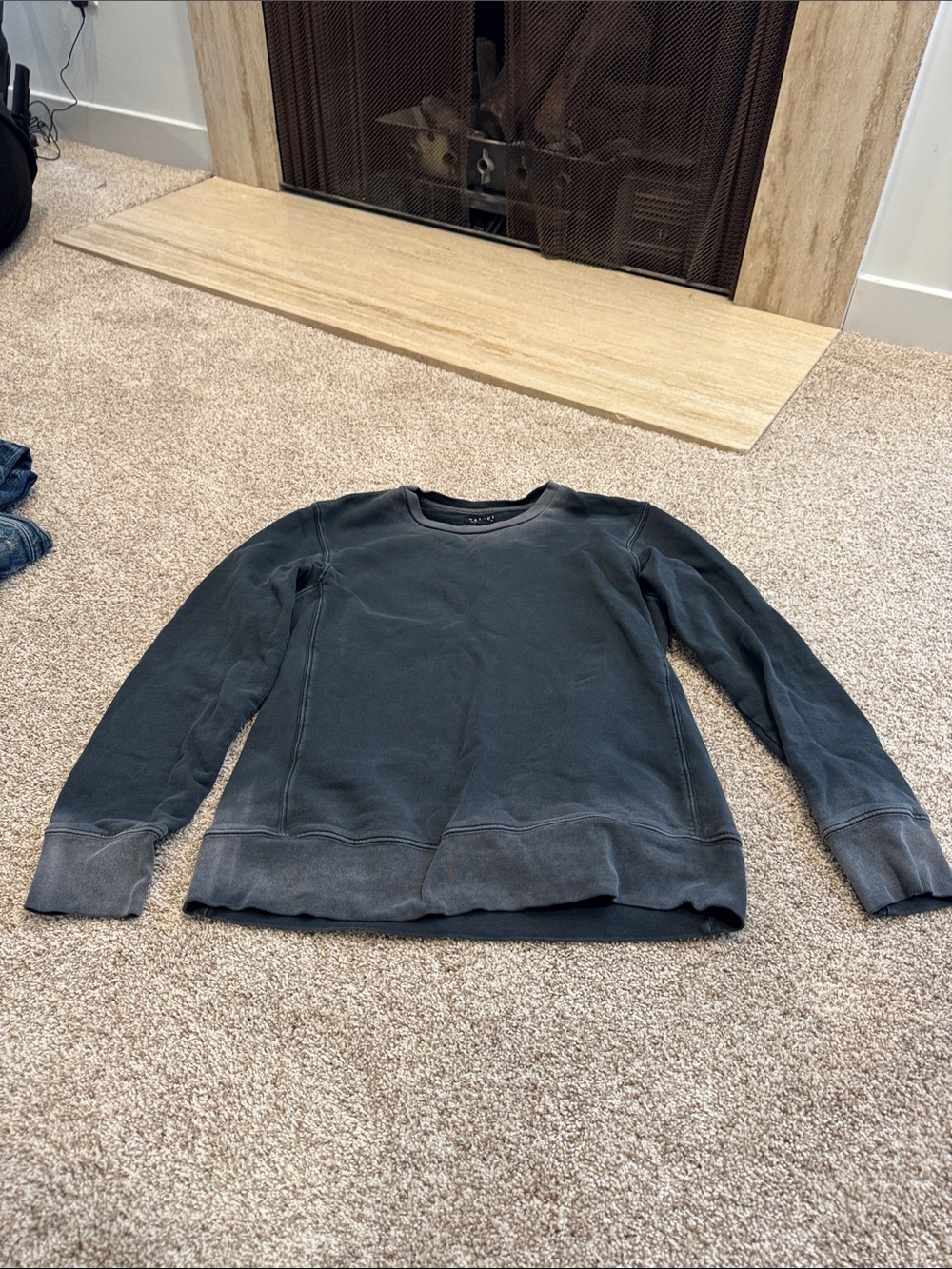 Velvet by Graham & Spencer Black Faded Crewneck Sweatshirt